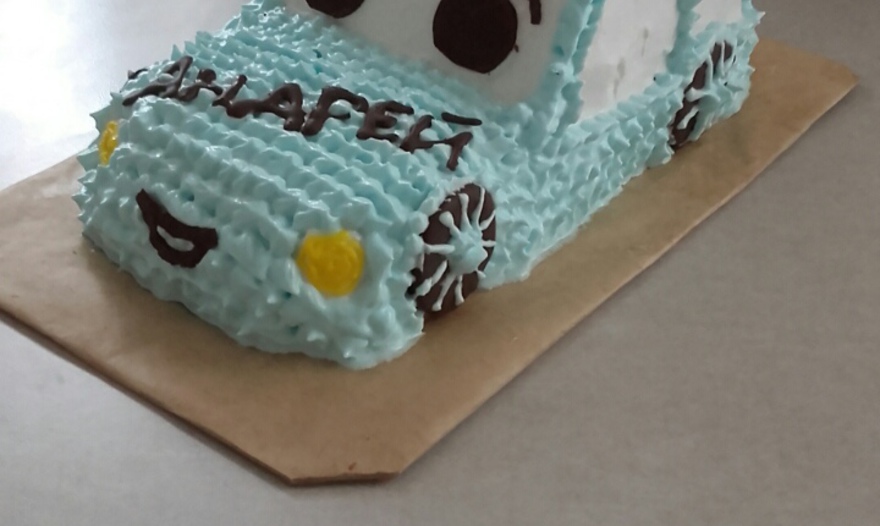 Торт "Веселая машинка" (МК по оформлению)