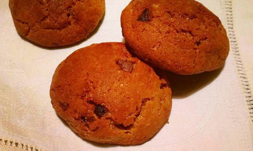 Арахисовое печенье с шоколадными каплями 