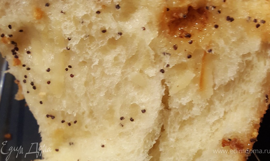 Сладкий хлеб-гармошка со сливочным сыром и маком