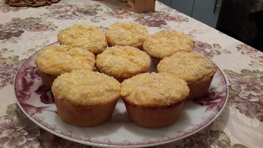 Сырные тарталетки с тунцом