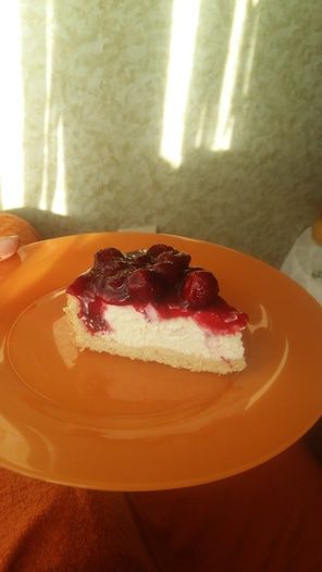 Творожный пирог с вишневым киселем