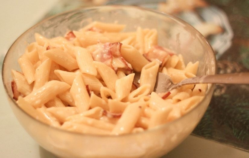 Пенне в соусе карбонара