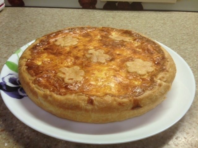 Французский луковый пирог с беконом