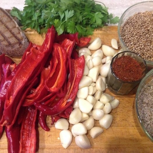 Аджика с черным хлебом