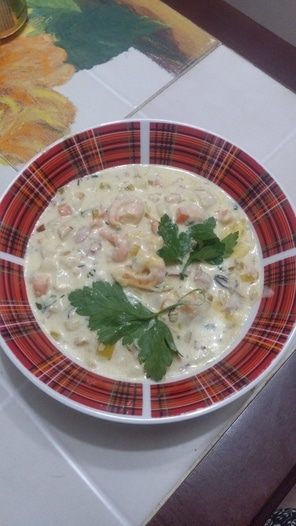 Новоанглийский чаудер с крабовыми палочками