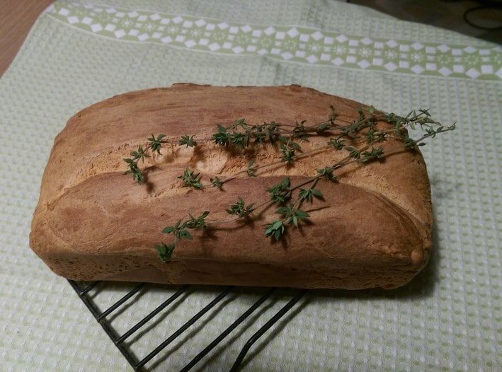 Хлеб с розмарином и имбирем