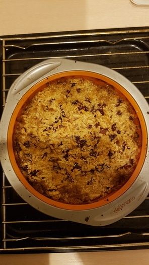 Запеканка из овсяных хлопьев с яблоками и клюквой