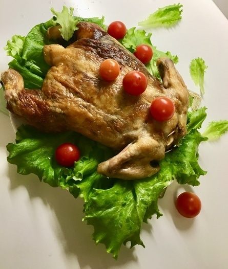 Курица, фаршированная блинами