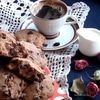 Печенье шоколадное с цукатами и изюмом