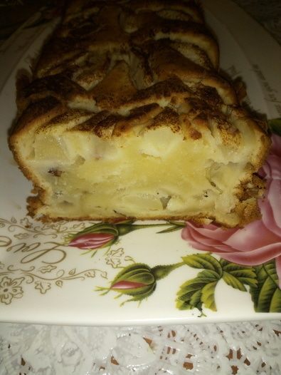 Кекс с творогом, грушей и грецким орехом