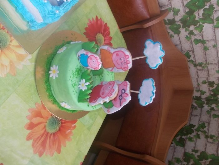 Пирог со сливами