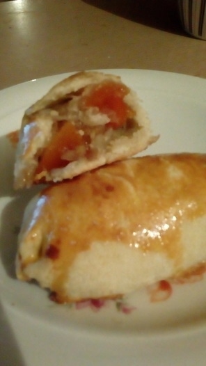 Вэрзэре с крабовыми палочками и солеными огурцами