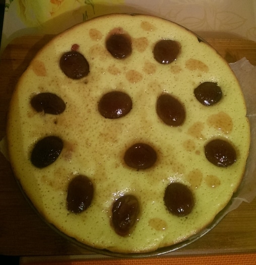 Деревенский сливовый пирог 