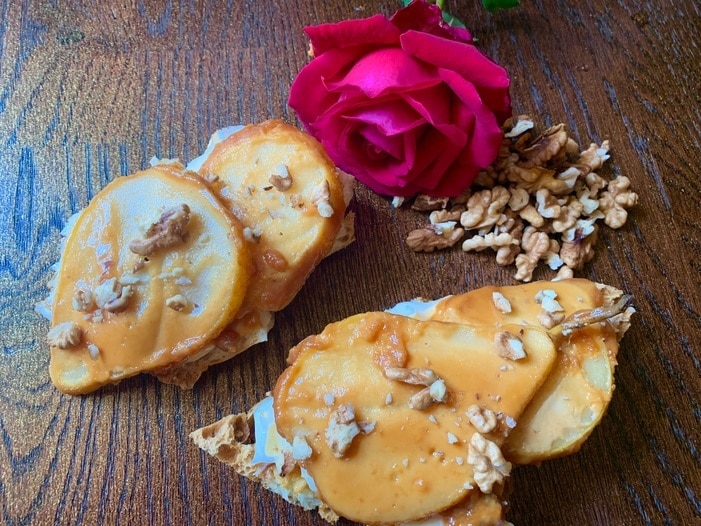 Закуска из карамельной груши