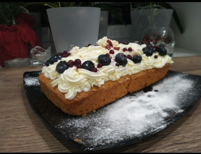 Нежный тыквенный кекс под сливочной шапочкой