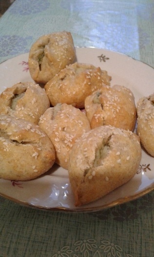 Пирожки с картошкой и зеленью на кефире (бездрожжевые)