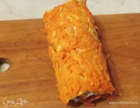 Рулет морковный с творожным сыром