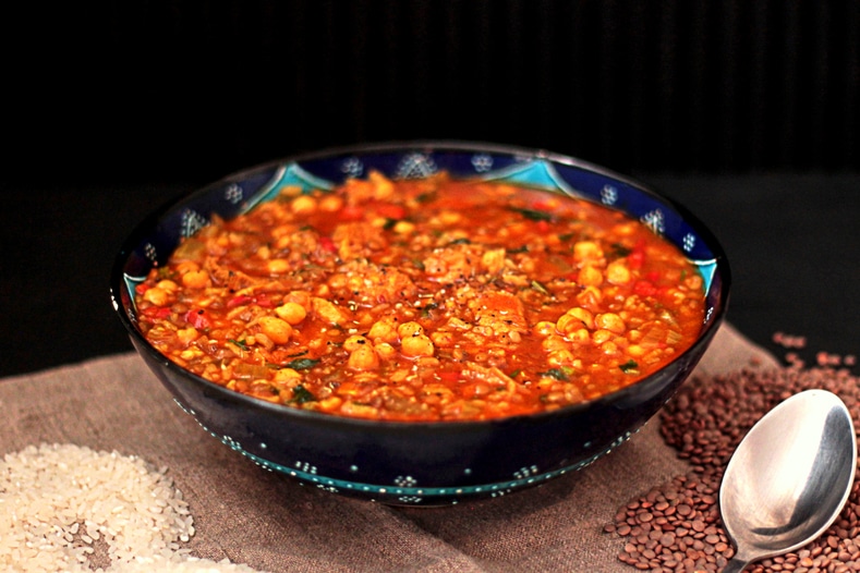 Пряный марокканский суп харира