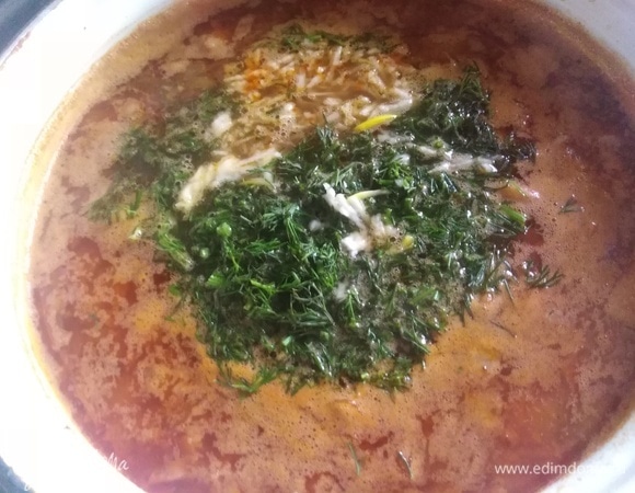 Суп по-домашнему с фасолью и сушеными грибами