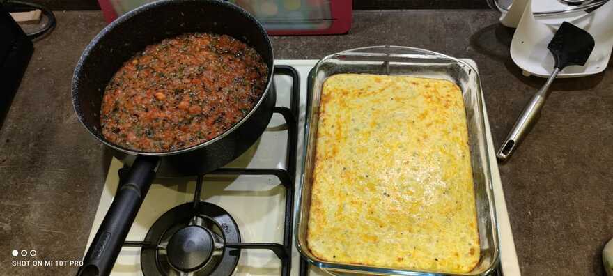 Запеканка из кабачков с сыром и помидорами