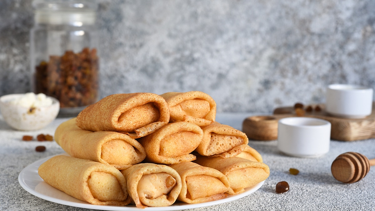 Как красиво завернуть блины: 10 идей от «Едим Дома»