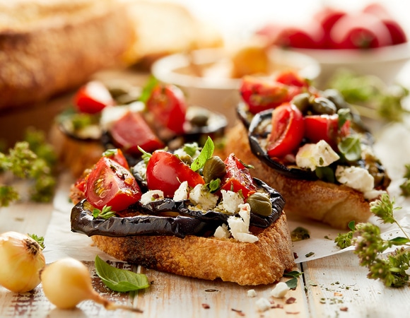 Брускетта на закуску: 10 удачных сочетаний