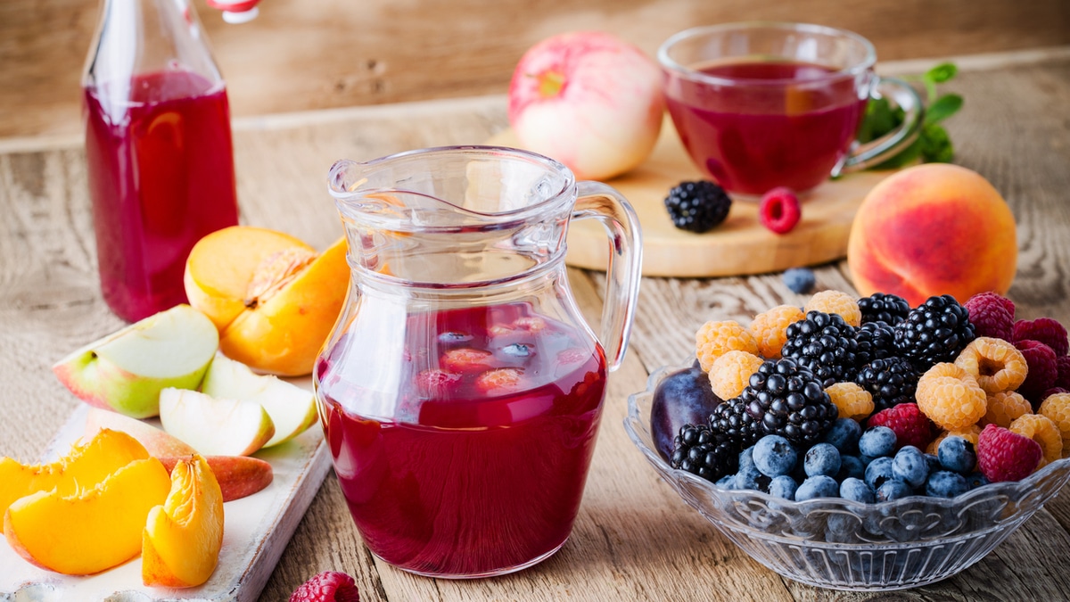 Сочное лето: 7 рецептов освежающих морсов и компотов Сочное лето: 7 рецептов освежающих морсов и компотов