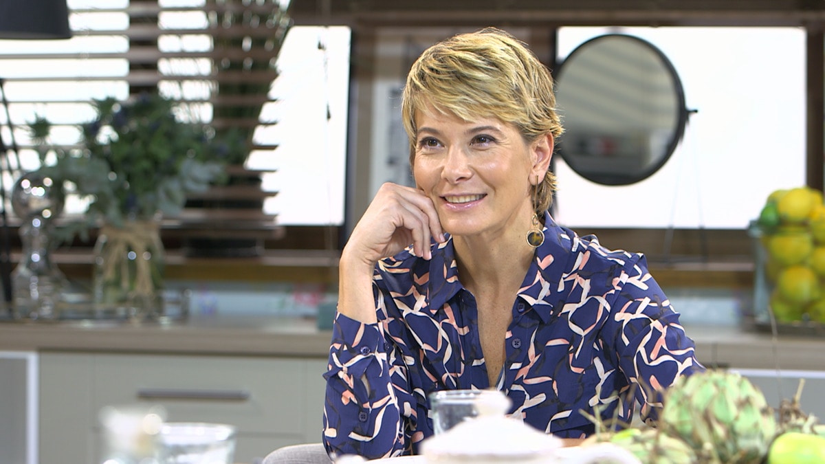 Смотрите программы Юлии Высоцкой на сайте «Едим Дома» онлайн!