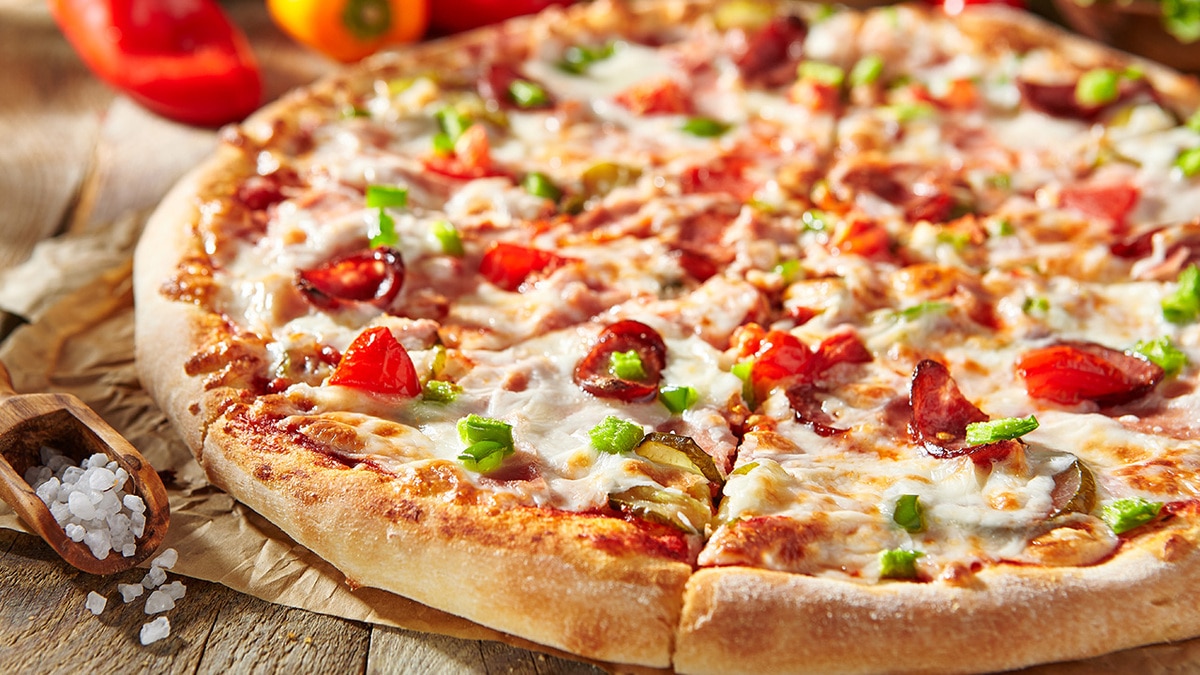 20 лучших рецептов пиццы от «Едим Дома» 20 лучших рецептов пиццы от «Едим Дома»