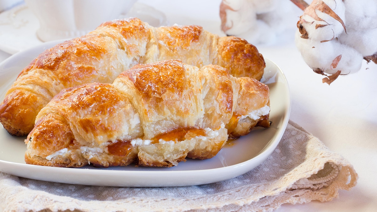 Выпечка из слоеного теста: 20 лучших рецептов от «Едим Дома» Выпечка из слоеного теста: 20 лучших рецептов от «Едим Дома»