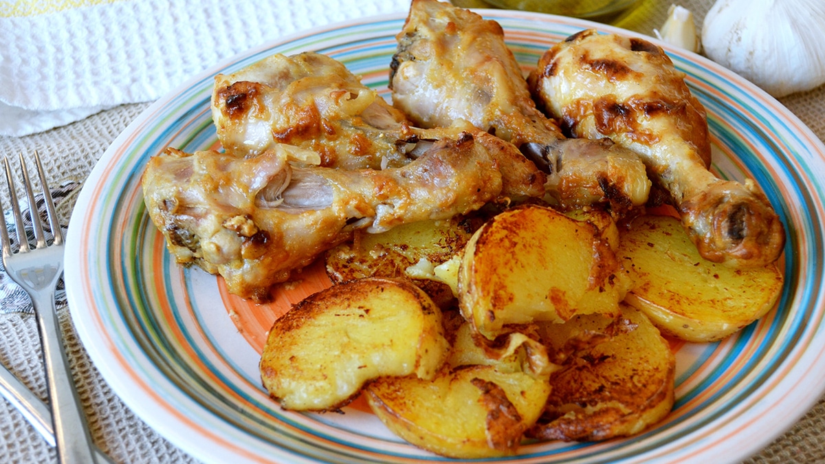 20 рецептов запеченной курицы от «Едим Дома» 20 рецептов запеченной курицы от «Едим Дома»