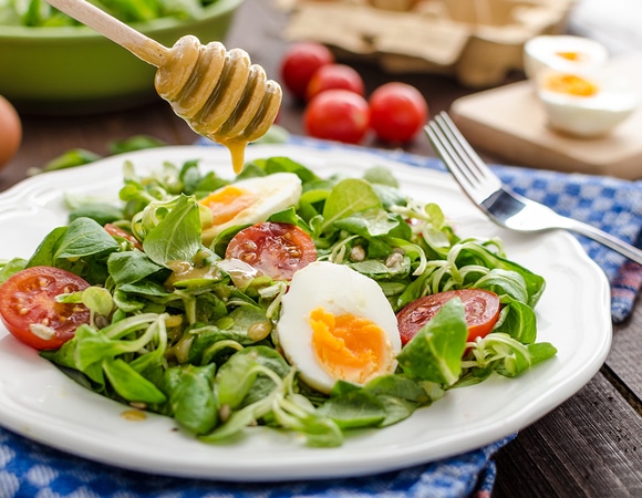 Салаты без майонеза: новый взгляд на привычные блюда