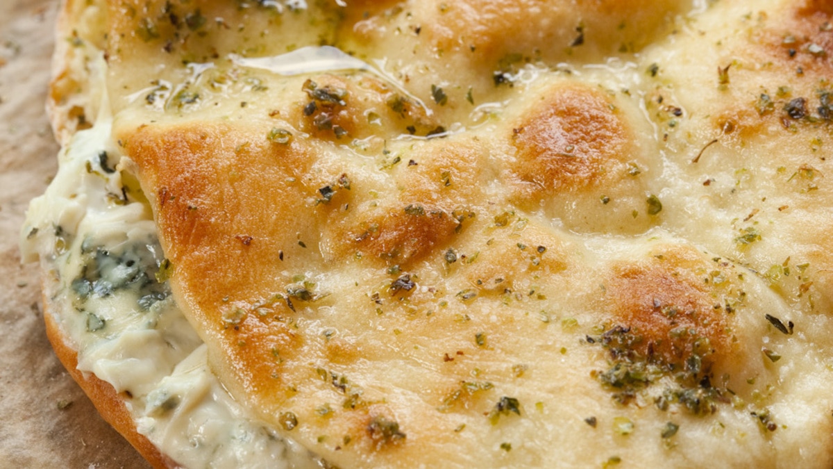 10 рецептов фокаччи от Юлии Высоцкой 10 рецептов фокаччи от Юлии Высоцкой