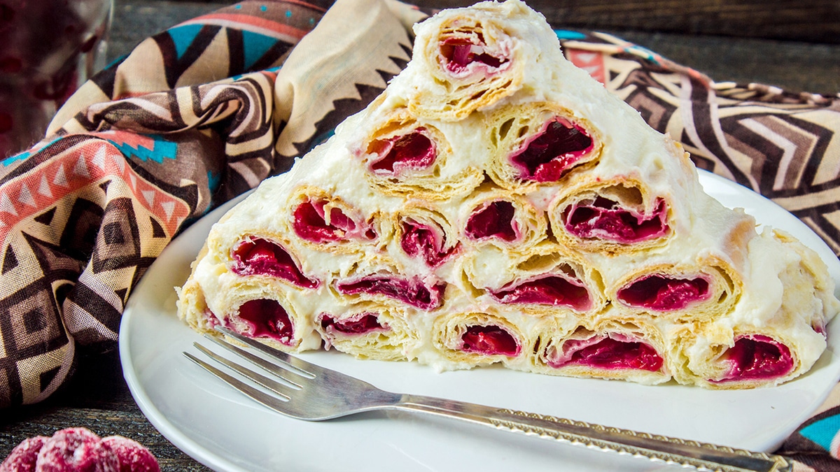 Торт «Монастырская изба»: секреты приготовления 