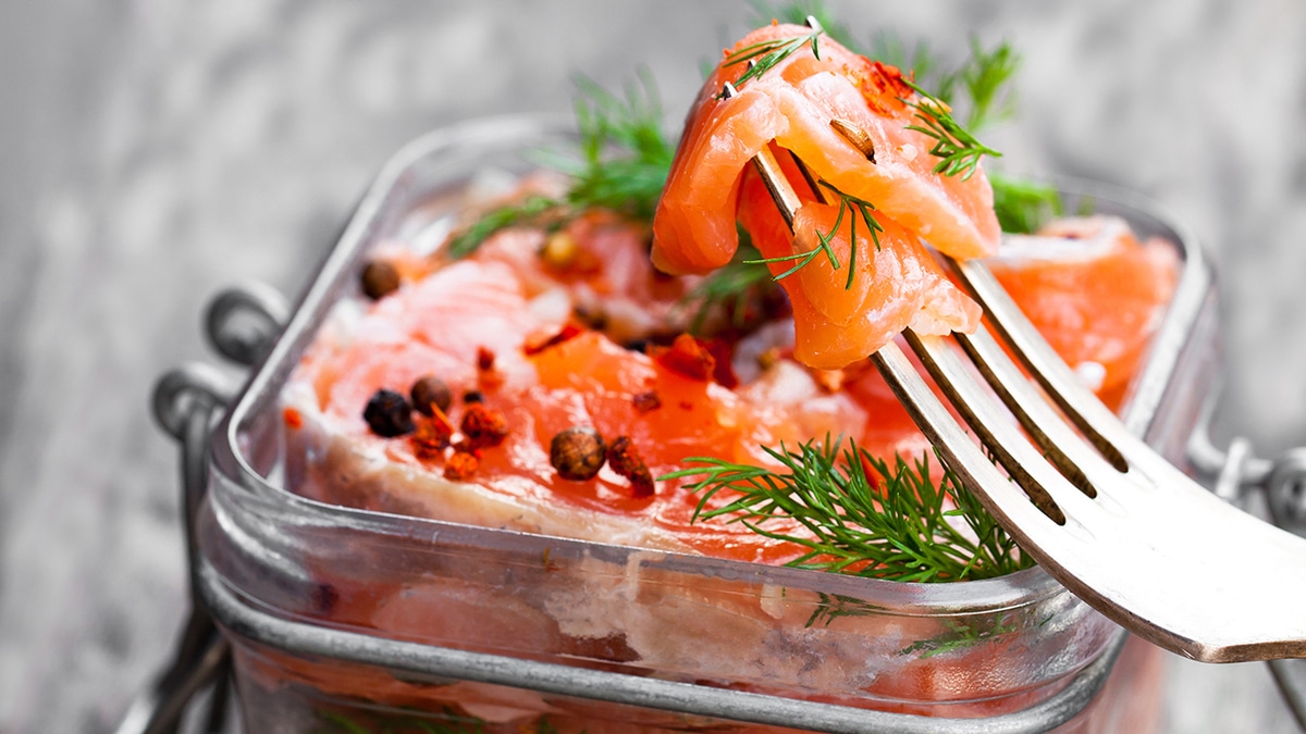 Любимый деликатес: как солить рыбу в домашних условиях Любимый деликатес: как солить рыбу в домашних условиях