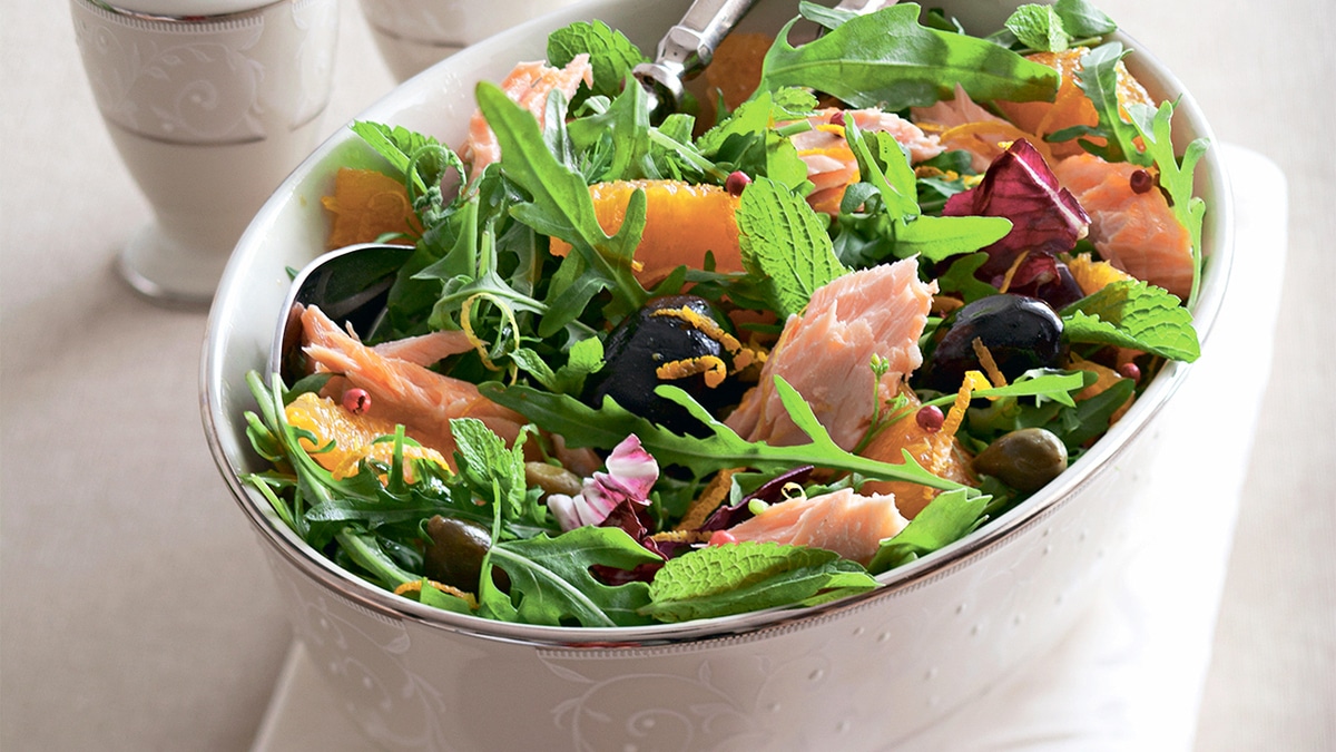 Сытные витаминные салаты: 15 рецептов от Юлии Высоцкой Сытные витаминные салаты: 15 рецептов от Юлии Высоцкой