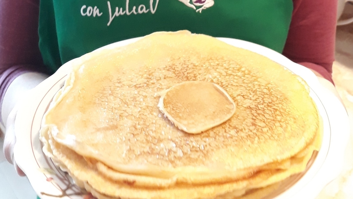 С широкой Масленицей! С широкой Масленицей!