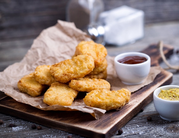 Готовим куриные наггетсы дома: 5 лучших рецептов