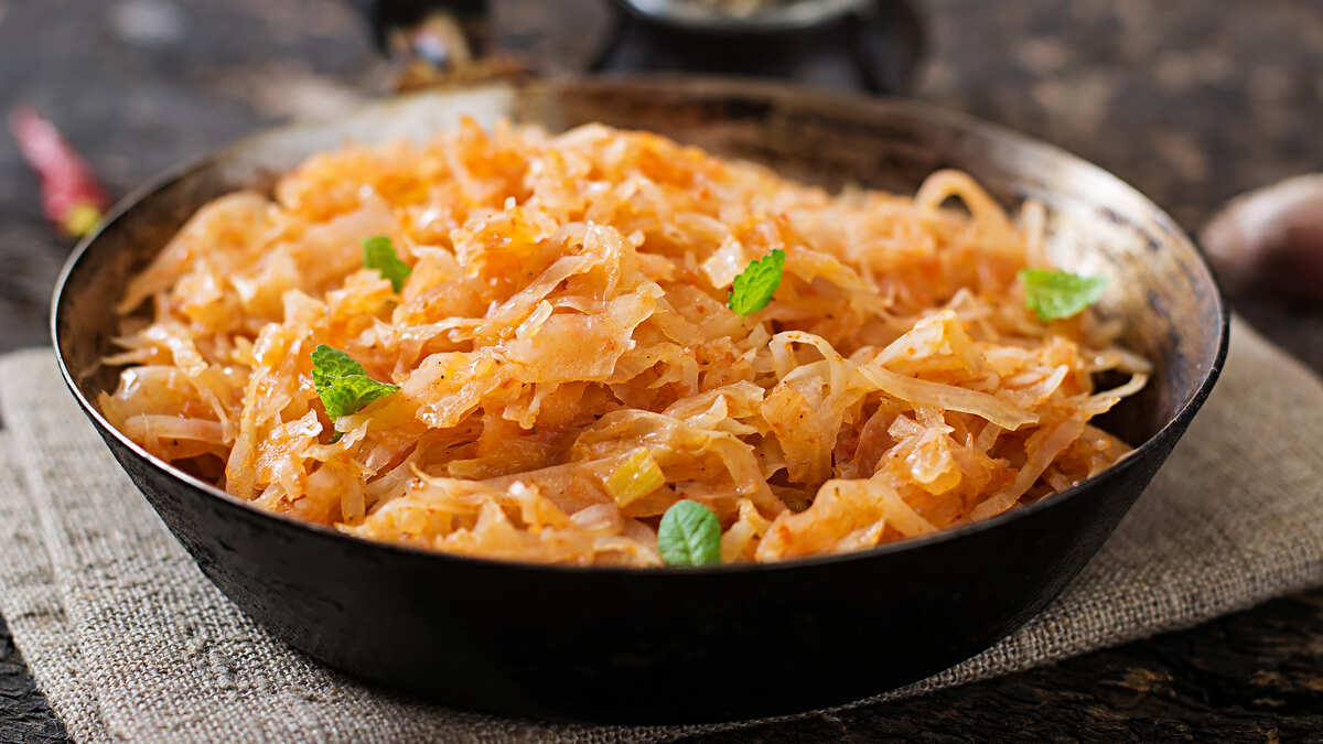 Рецепты тушенной и жаренной на сковороде капусты 