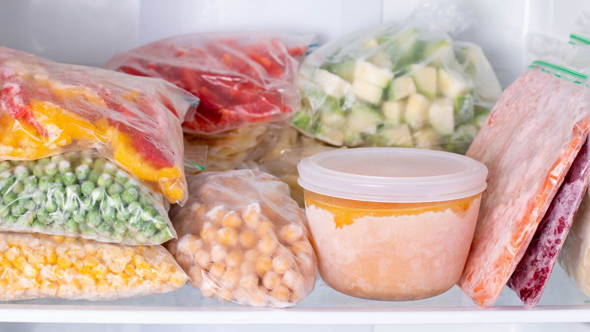 Заморозка на зиму: 20 продуктов, которым место в вашей морозилке Заморозка на зиму: 20 продуктов, которым место в вашей морозилке