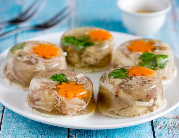 Вопрос недели: в чем отличия между холодцом, студнем и заливным?