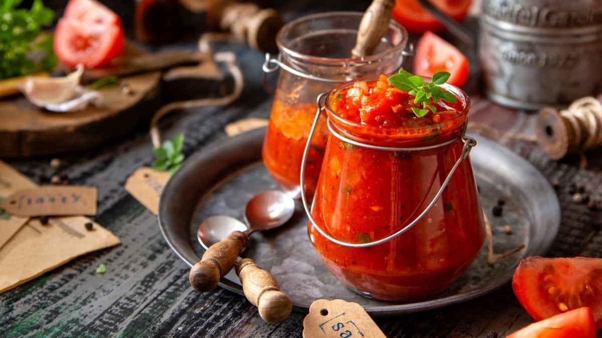 Елизавета II создала собственный бренд кетчупа и коричневого соуса