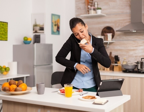 Диетолог перечислила продукты, которые помогают при тревоге