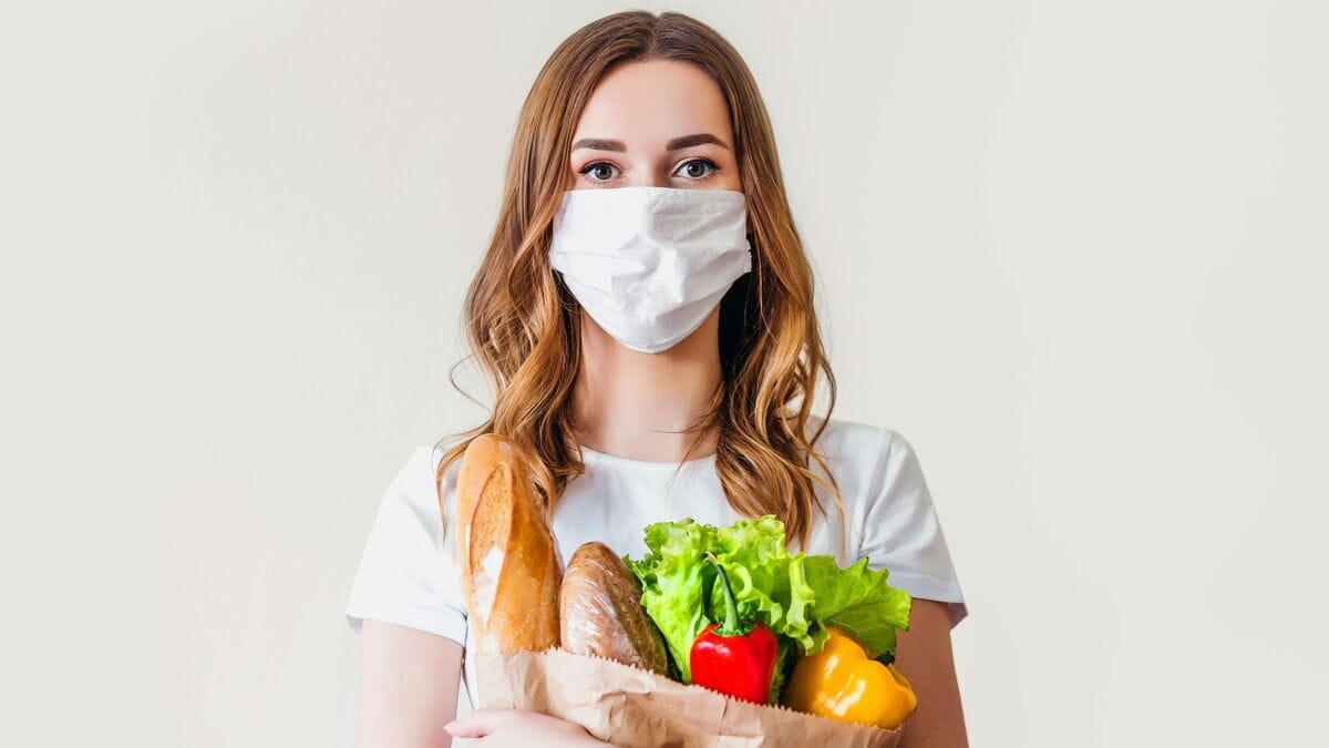 Богослов объяснил, должны ли переболевшие COVID-19 соблюдать пост