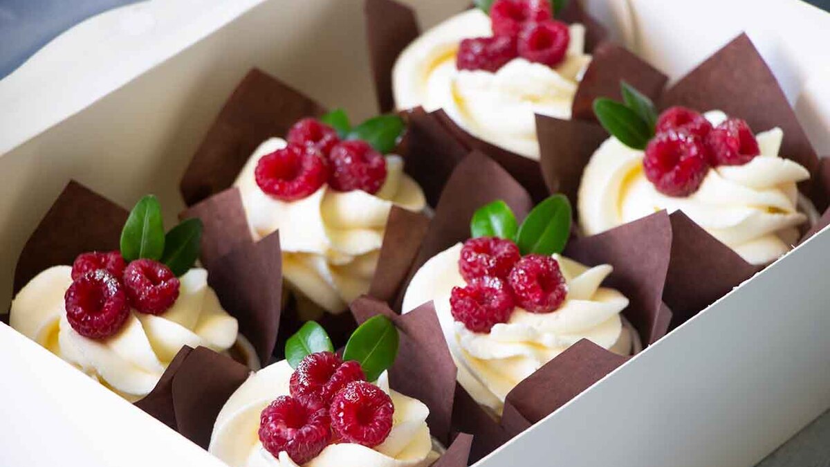 Delivery Club нашел способ поддержать кондитеров из «Инстаграма» и «Фейсбука»