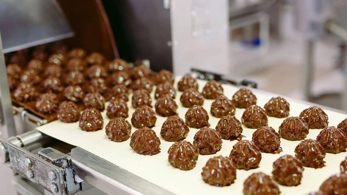 Российские сладости станут дороже импортных