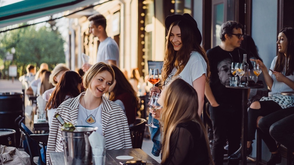 С 1 апреля в Москве начнут работать летние веранды и кафе