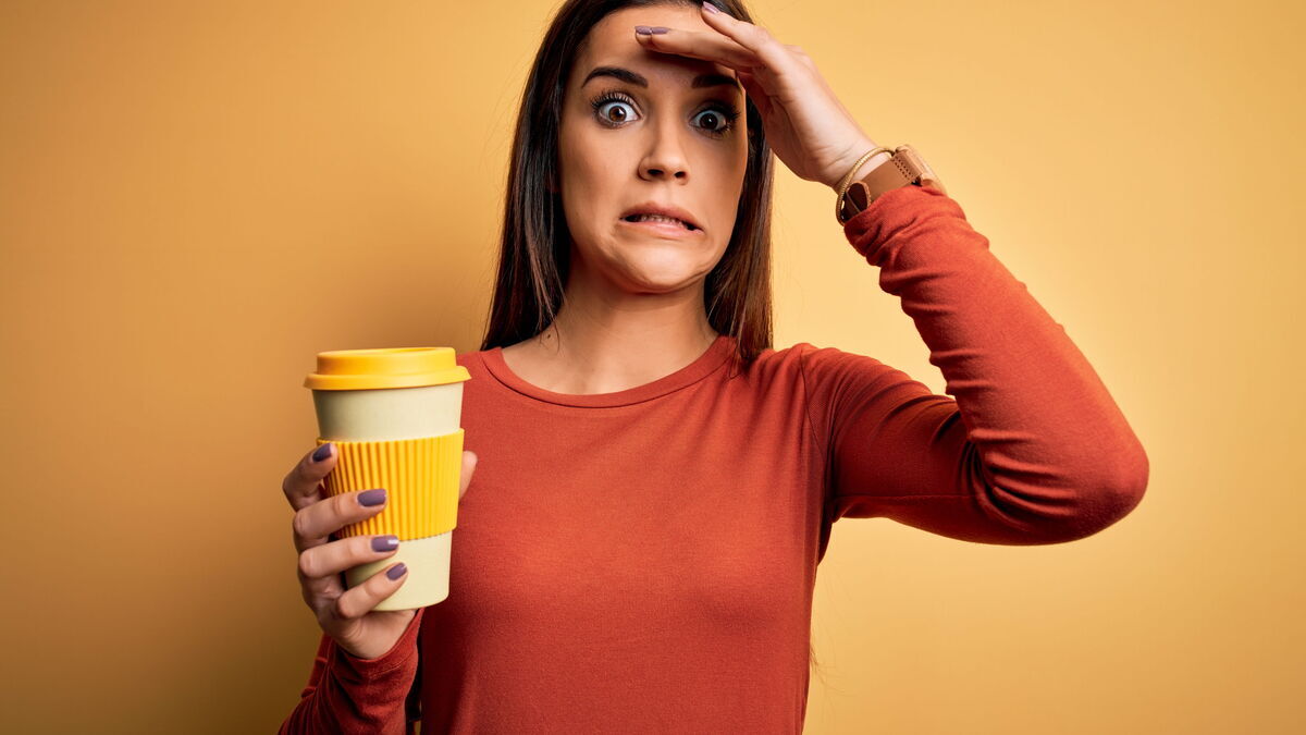 Нутрициолог объяснила, почему не стоит пить много кофе