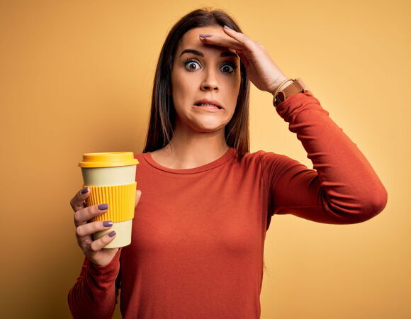 Нутрициолог объяснила, почему не стоит пить много кофе Нутрициолог объяснила, почему не стоит пить много кофе