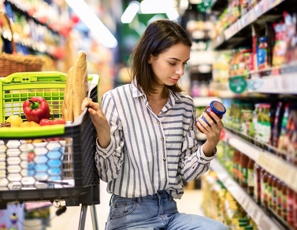 С пользой для здоровья и кошелька: как читать этикетки на продуктах